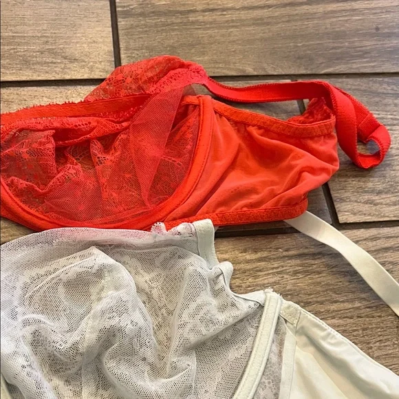 Bra Bundle 36G Red, White, and Black Lace Bras - Picture 12 of 14